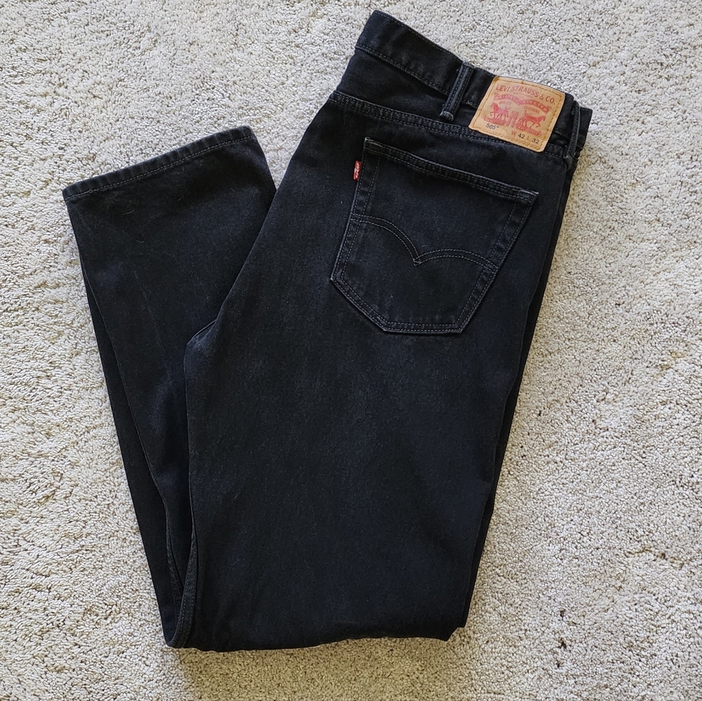 Mens Levi & Strauss 42x32 Black 505  Denim Jeans